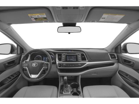 Used 2019 Toyota Highlander Plus FWD image 7