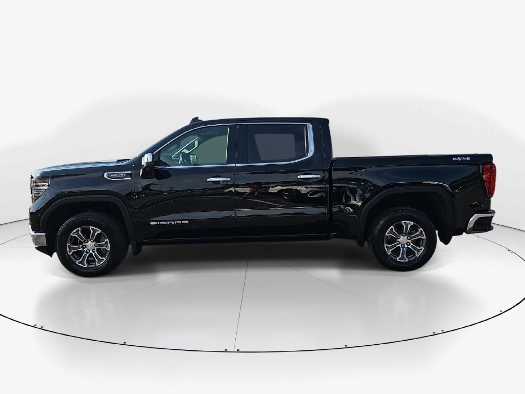 Used 2024 GMC Sierra 1500 SLT AWD/4WD image 10
