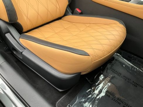 Used 2020 Nissan Sentra SV w/ SV Premium Package image 57