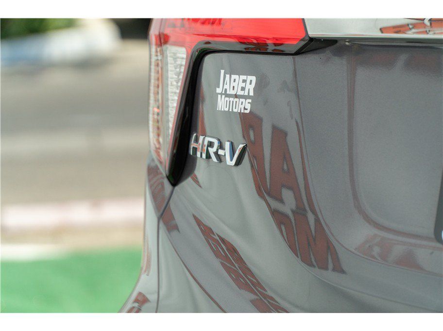 Used 2020 Honda HR-V LX image 3