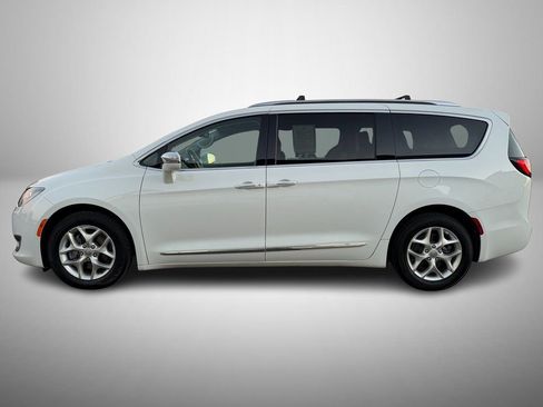 Used 2020 Chrysler Pacifica Limited FWD image 6