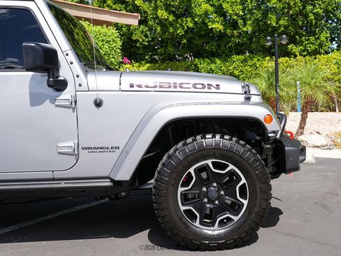 Used 2016 Jeep Wrangler Unlimited Rubicon image 11