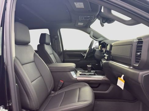 New 2026 Chevrolet Silverado 1500 LTZ w/ LTZ Premium Package AWD/4WD image 19