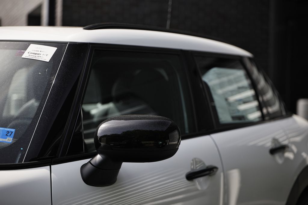 New 2026 MINI Cooper 4-Door Hardtop FWD image 11