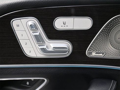 Used 2022 Mercedes-Benz GLE 350 4MATIC w/ Premium Package image 5