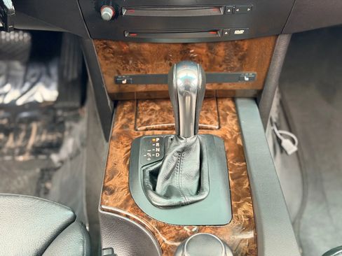 Used 2007 BMW 530xi Wagon image 23