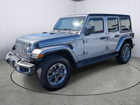 Used 2019 Jeep Wrangler Unlimited Sahara image 6