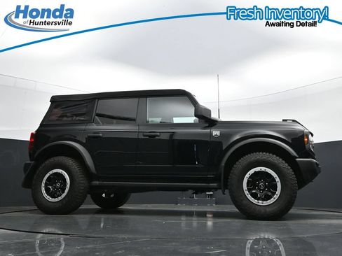 Used 2023 Ford Bronco Big Bend w/ Sasquatch Package AWD/4WD image 42