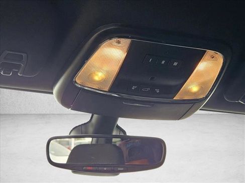 Used 2019 Jeep Grand Cherokee Laredo AWD/4WD image 19