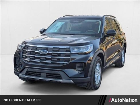 New 2025 Ford Explorer Active RWD image 1