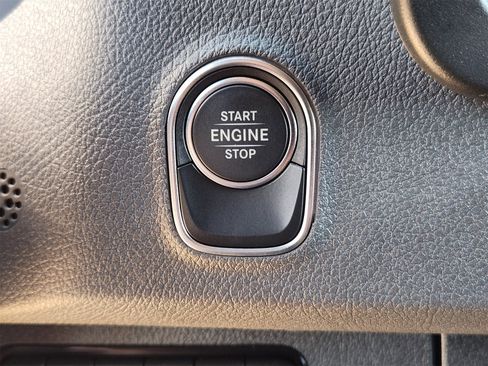 Used 2024 Mercedes-Benz Sprinter 3500 image 21