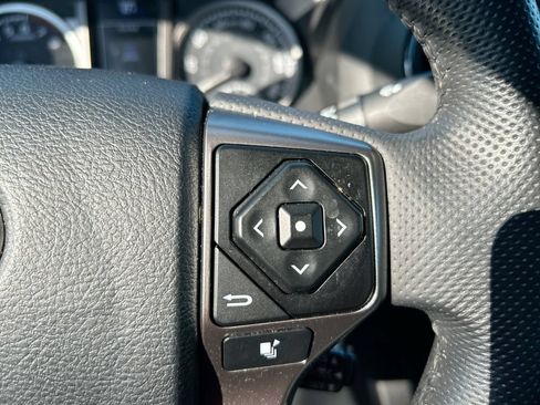 Used 2023 Toyota Tacoma SR5 RWD image 17
