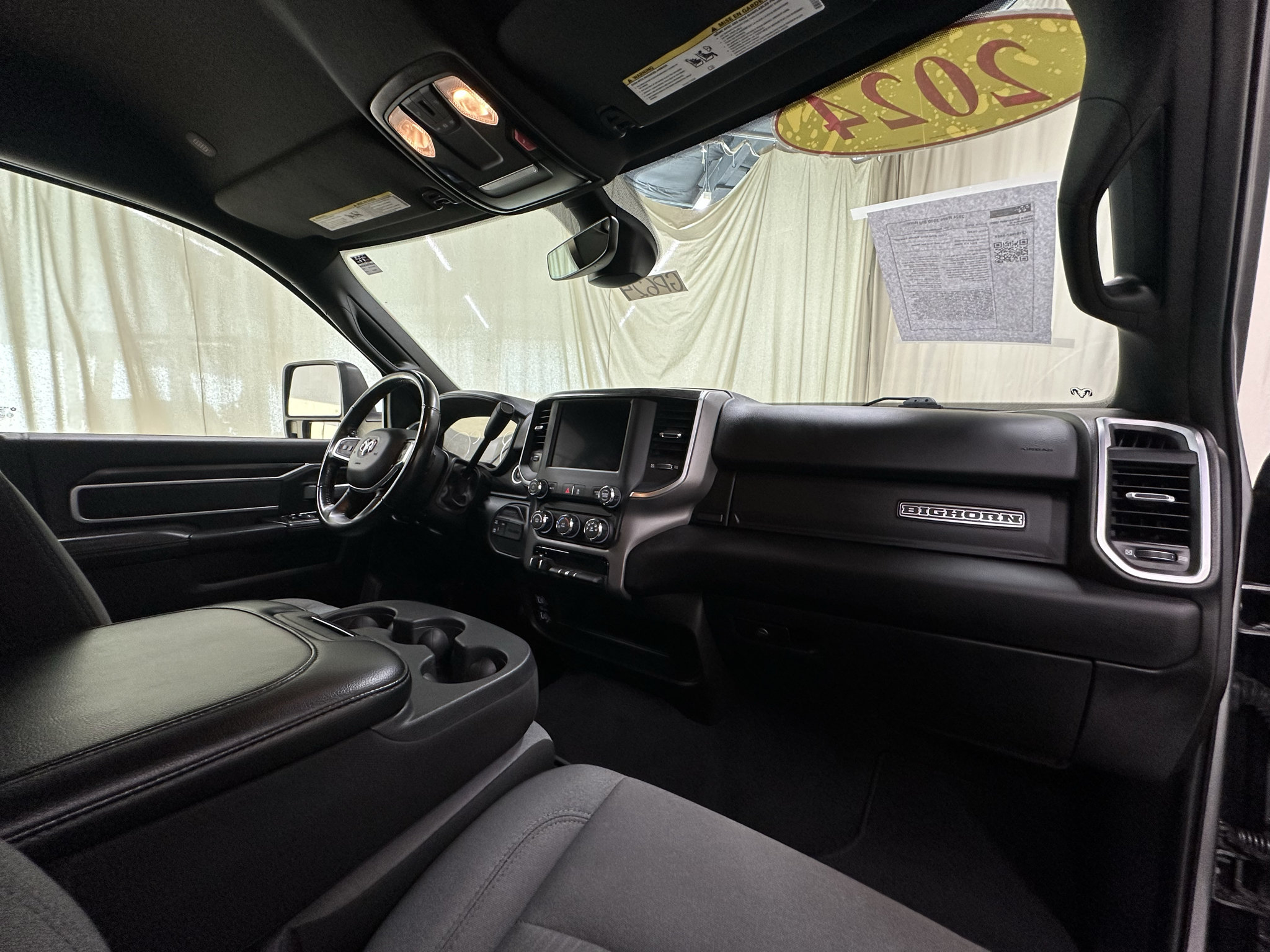 Used 2024 RAM 3500 Big Horn AWD/4WD image 21