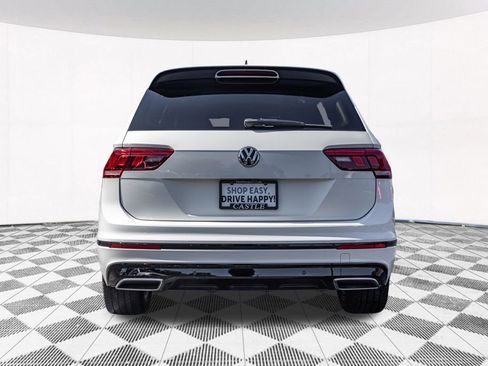 Used 2019 Volkswagen Tiguan SEL Premium R-Line AWD/4WD image 9