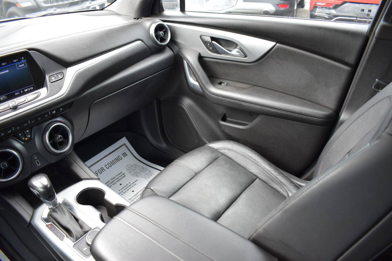 Used 2020 Chevrolet Blazer LT FWD image 16