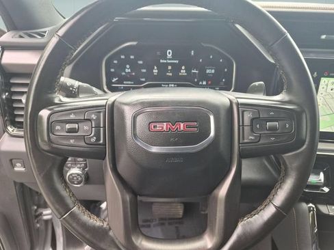 Used 2023 GMC Sierra 1500 AT4 w/ AT4 Premium Package AWD/4WD image 18