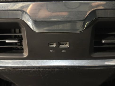 Used 2024 GMC Sierra 1500 Elevation w/ Elevation Premium Package image 15