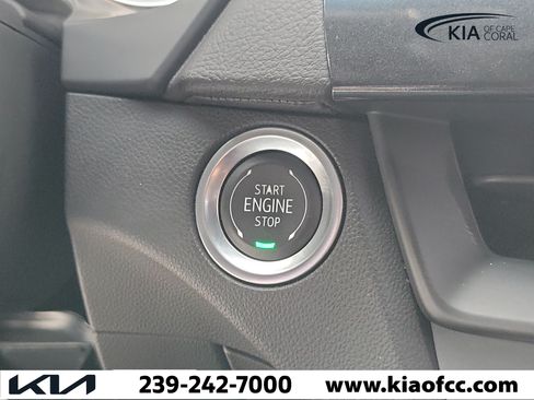 Used 2025 Cadillac CT4 Premium Luxury RWD image 30