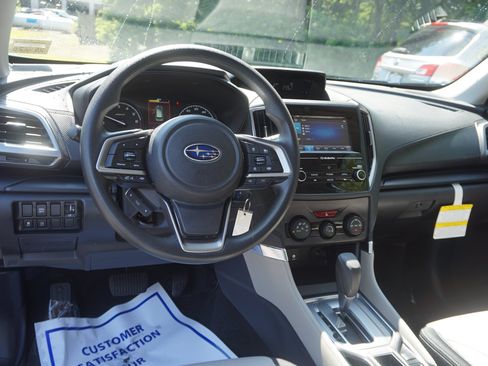 Used 2024 Subaru Forester AWD/4WD image 14