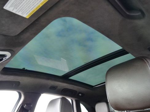 Used 2016 Porsche Macan Turbo image 7