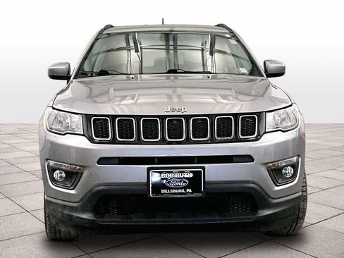 Used 2021 Jeep Compass Latitude w/ Convenience Group AWD/4WD image 3