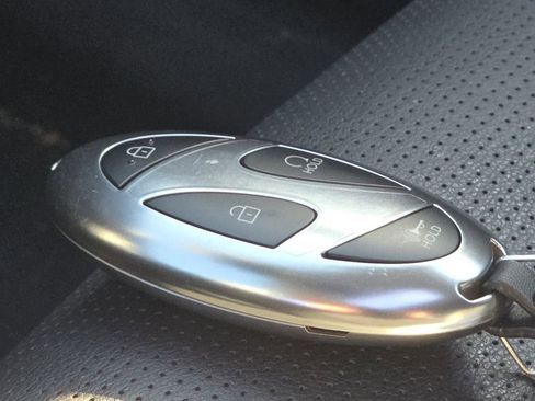 Used 2024 Hyundai Santa Fe Limited image 39