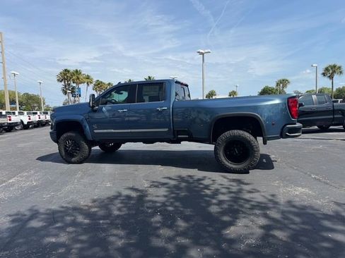 New 2026 Chevrolet Silverado 3500 High Country w/ High Country Premium Package AWD/4WD image 7