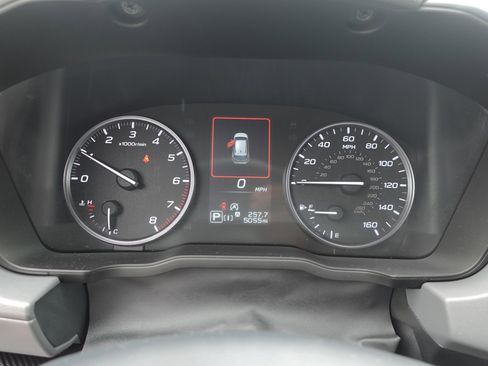 Certified 2025 Subaru Crosstrek 2.0i Premium AWD/4WD image 15
