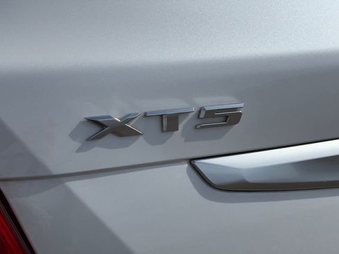 Used 2019 Cadillac XT5 Premium Luxury AWD/4WD image 22