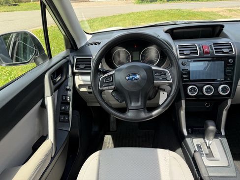 Used 2016 Subaru Forester 2.5i Premium w/ All-Weather Package AWD/4WD image 14