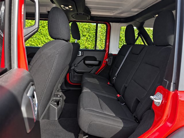 Used 2021 Jeep Wrangler Unlimited Sport AWD/4WD image 4