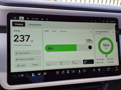 Used 2024 Rivian R1T Adventure image 38