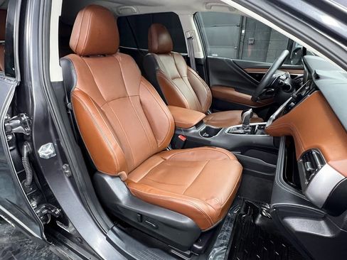 Used 2024 Subaru Outback Touring XT w/ Tech Package 3 image 4