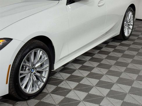 Used 2023 BMW 330i xDrive Sedan w/ Driving Assistance Package image 13