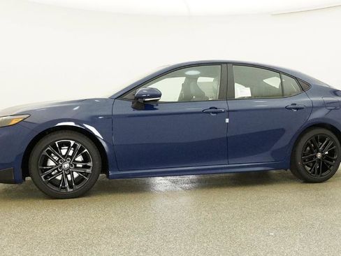 New 2026 Toyota Camry SE FWD image 21