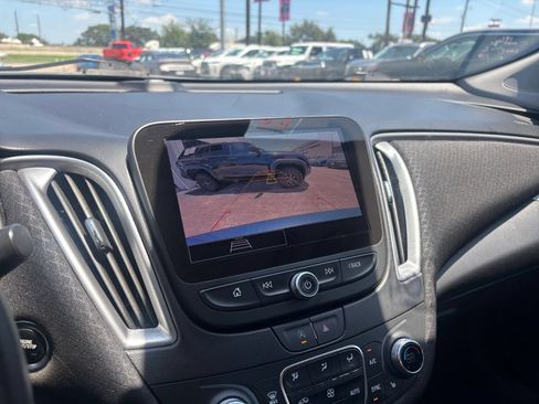 Used 2024 Chevrolet Malibu LT FWD image 21