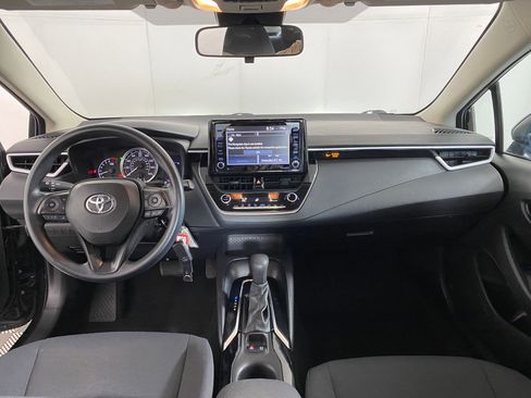 Used 2022 Toyota Corolla LE image 15