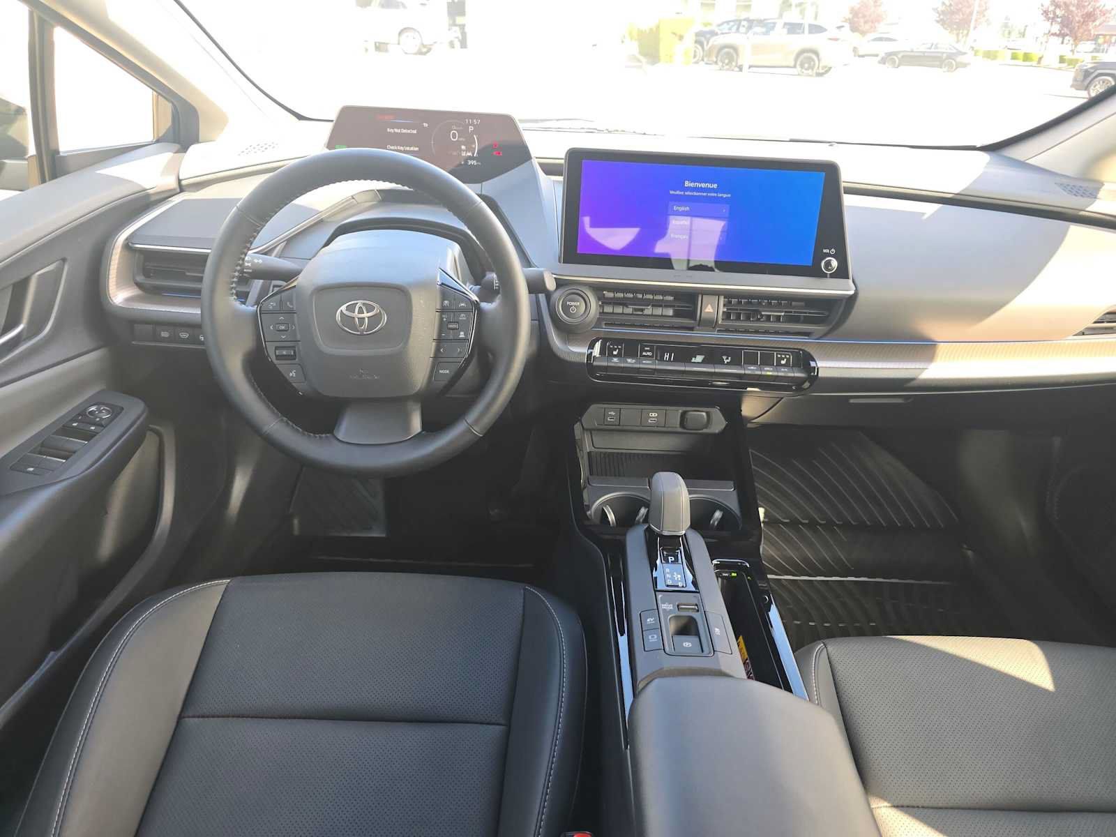Used 2024 Toyota Prius XLE AWD/4WD image 18
