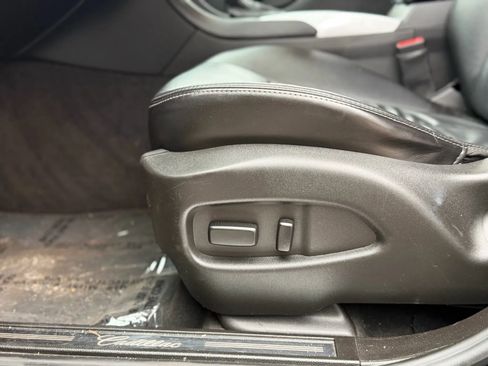 Used 2015 Cadillac SRX FWD image 22