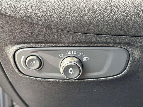 Used 2019 Chevrolet Equinox LT AWD/4WD image 23