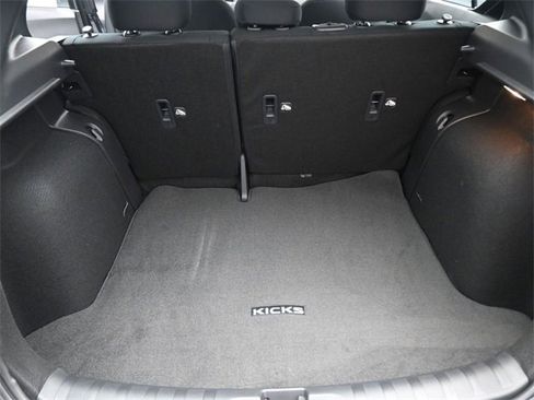 New 2025 Nissan Kicks Play S image 16