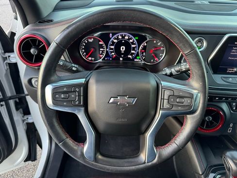 Used 2022 Chevrolet Blazer RS w/ Enhanced Convenience Package image 12