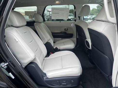 New 2026 Hyundai Palisade Calligraphy FWD image 13