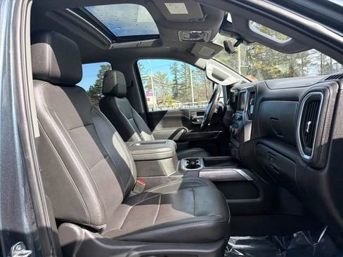 Used 2020 Chevrolet Silverado 3500 LTZ w/ Technology Package image 30