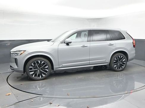 New 2026 Volvo XC90 B6 Plus w/ Protection Package Premier image 4