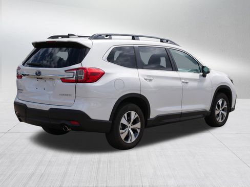 Used 2025 Subaru Ascent Premium AWD/4WD image 7