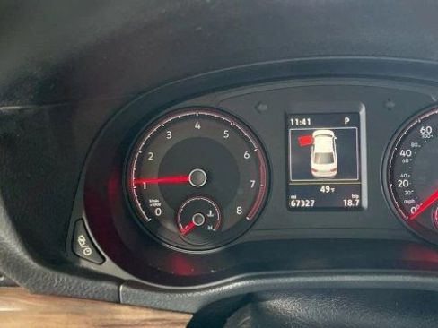 Used 2022 Volkswagen Passat 2.0T image 16