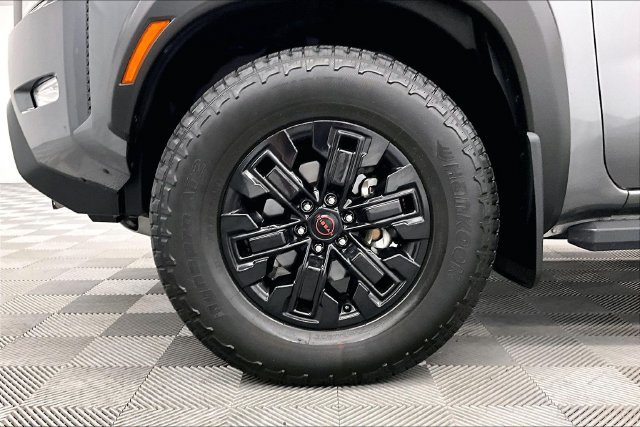 Used 2024 Nissan Frontier PRO-4X w/ Off-Road Protection Package AWD/4WD image 10