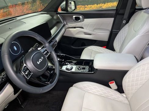 Used 2025 Kia Sorento SX Prestige image 22