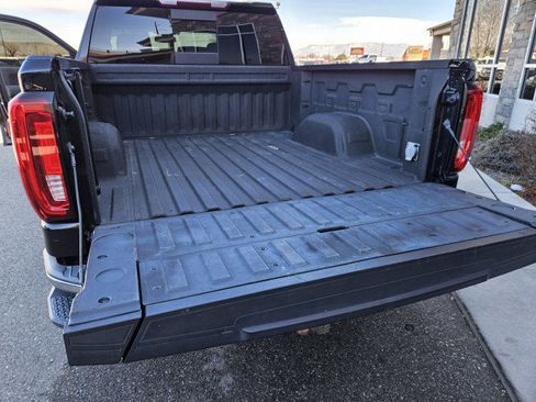 Used 2019 GMC Sierra 1500 SLT w/ SLT Premium Package image 30